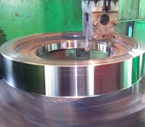 Vertical lathe processing